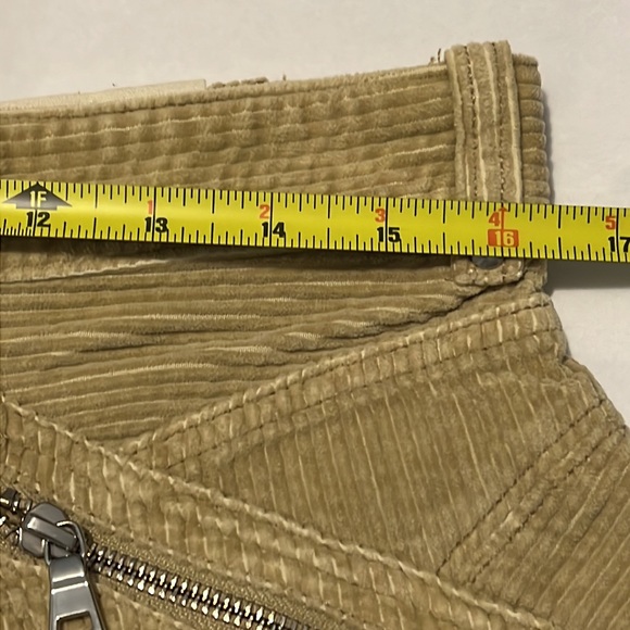 NWTS FREE PEOPLE WELCOME TO THE PARTY SHORTS (28) - Picture 7 of 11